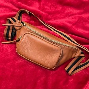 Universal Thread Fanny Pack